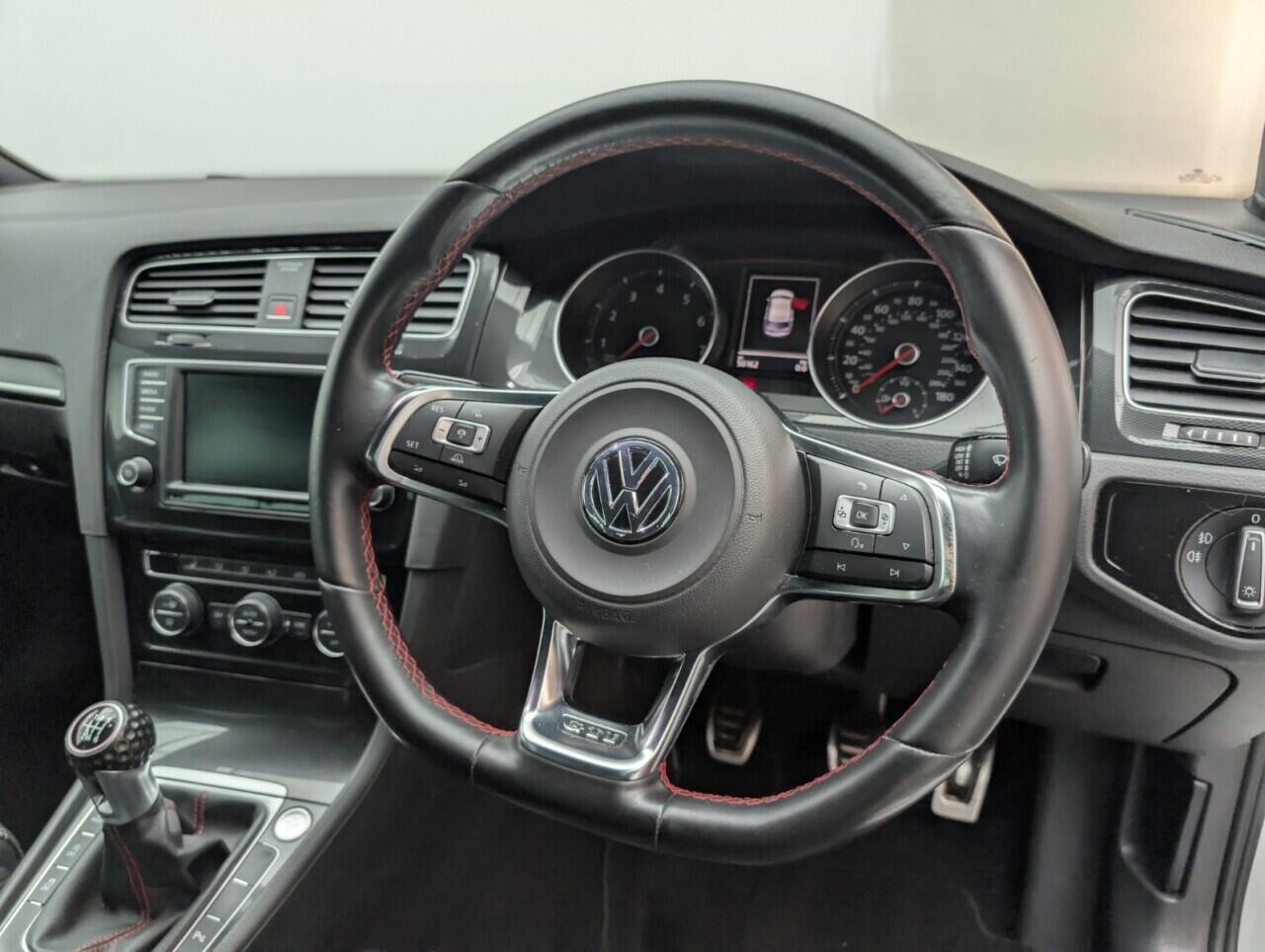 Used Volkswagen Golf 2016 for sale - 76422485: Photo 23