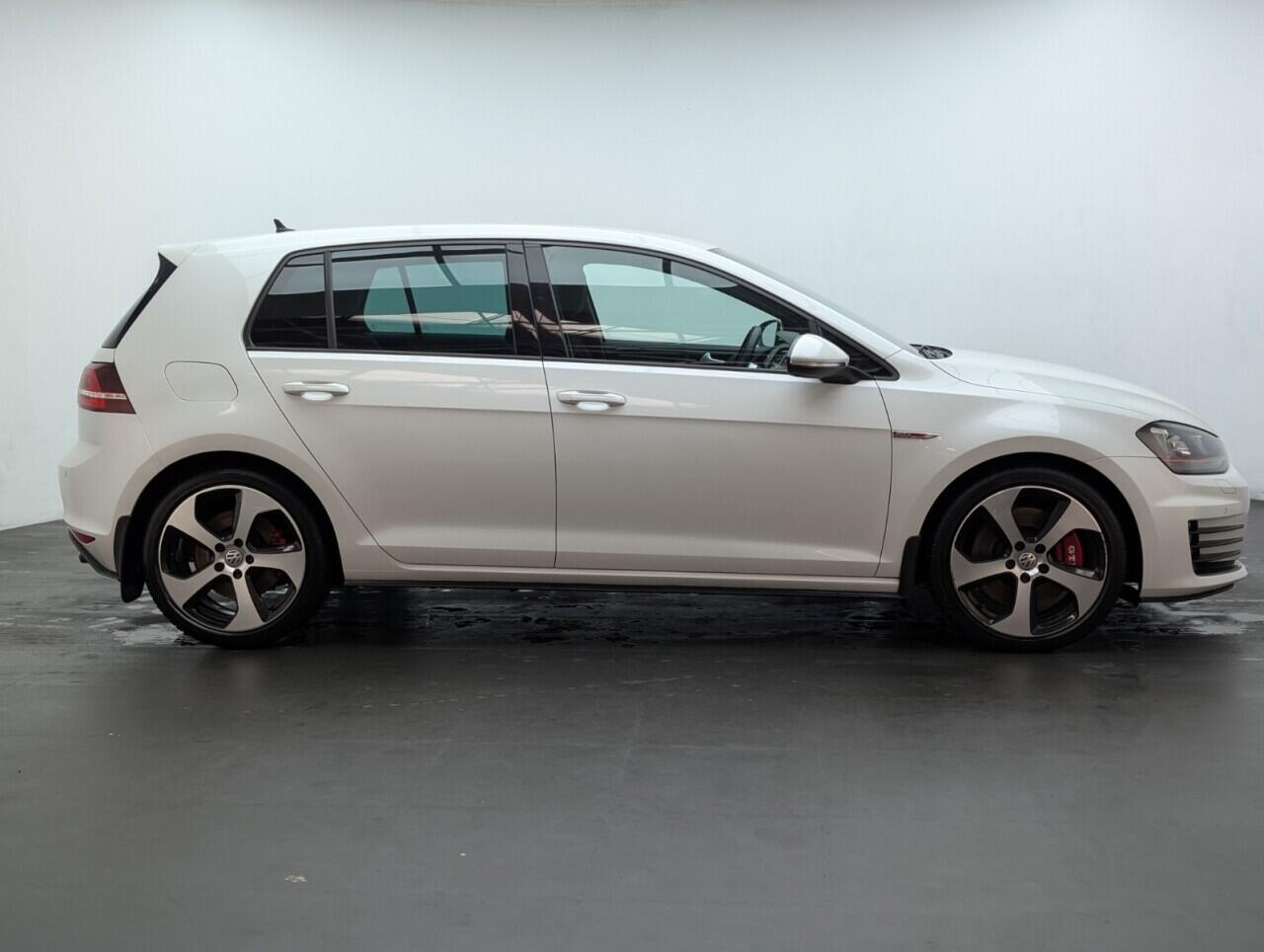 Used Volkswagen Golf 2016 for sale - 76422485: Photo 9