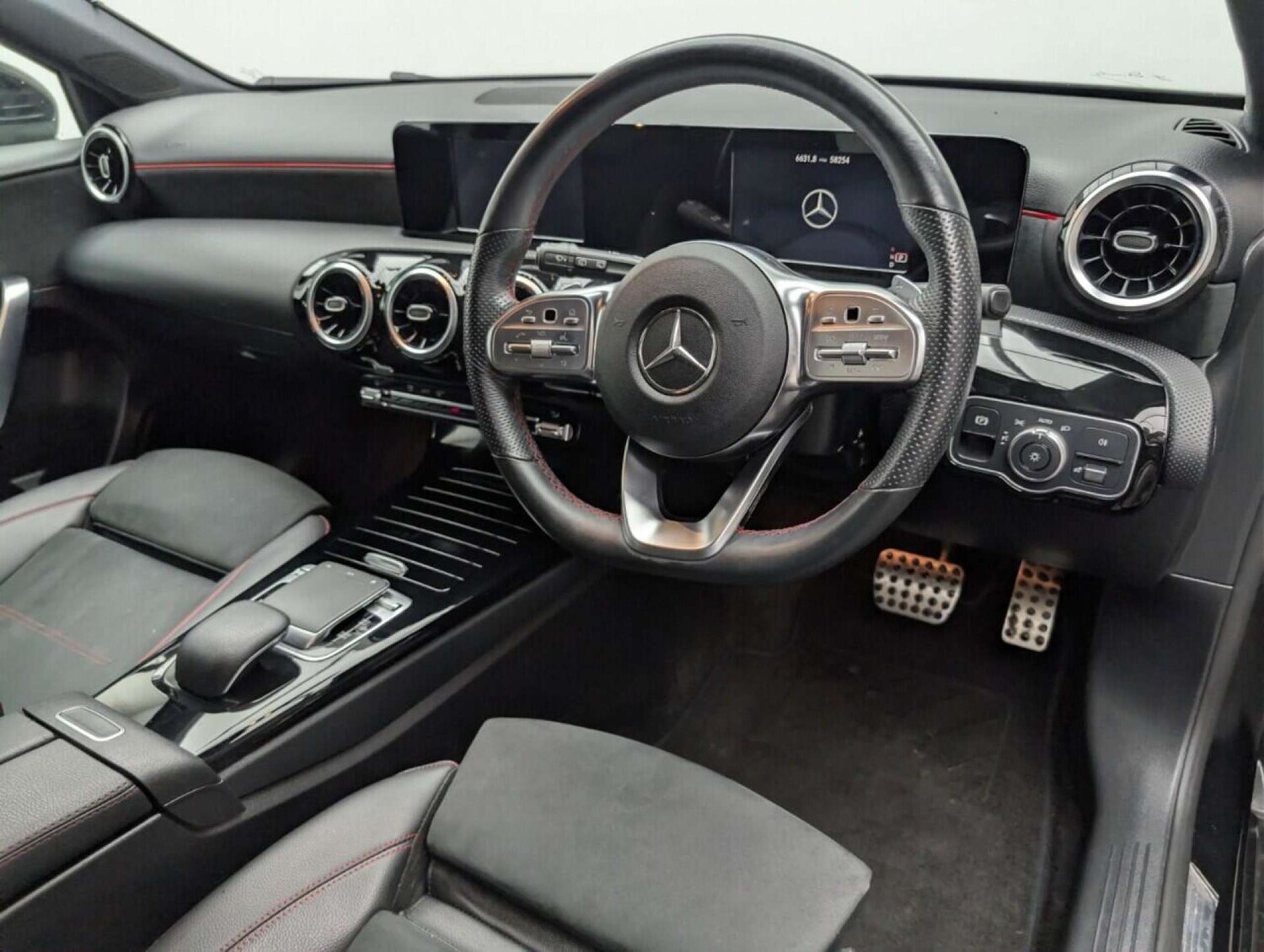 Used Mercedes-Benz A-Class 2019 for sale - 77713949: Photo 11