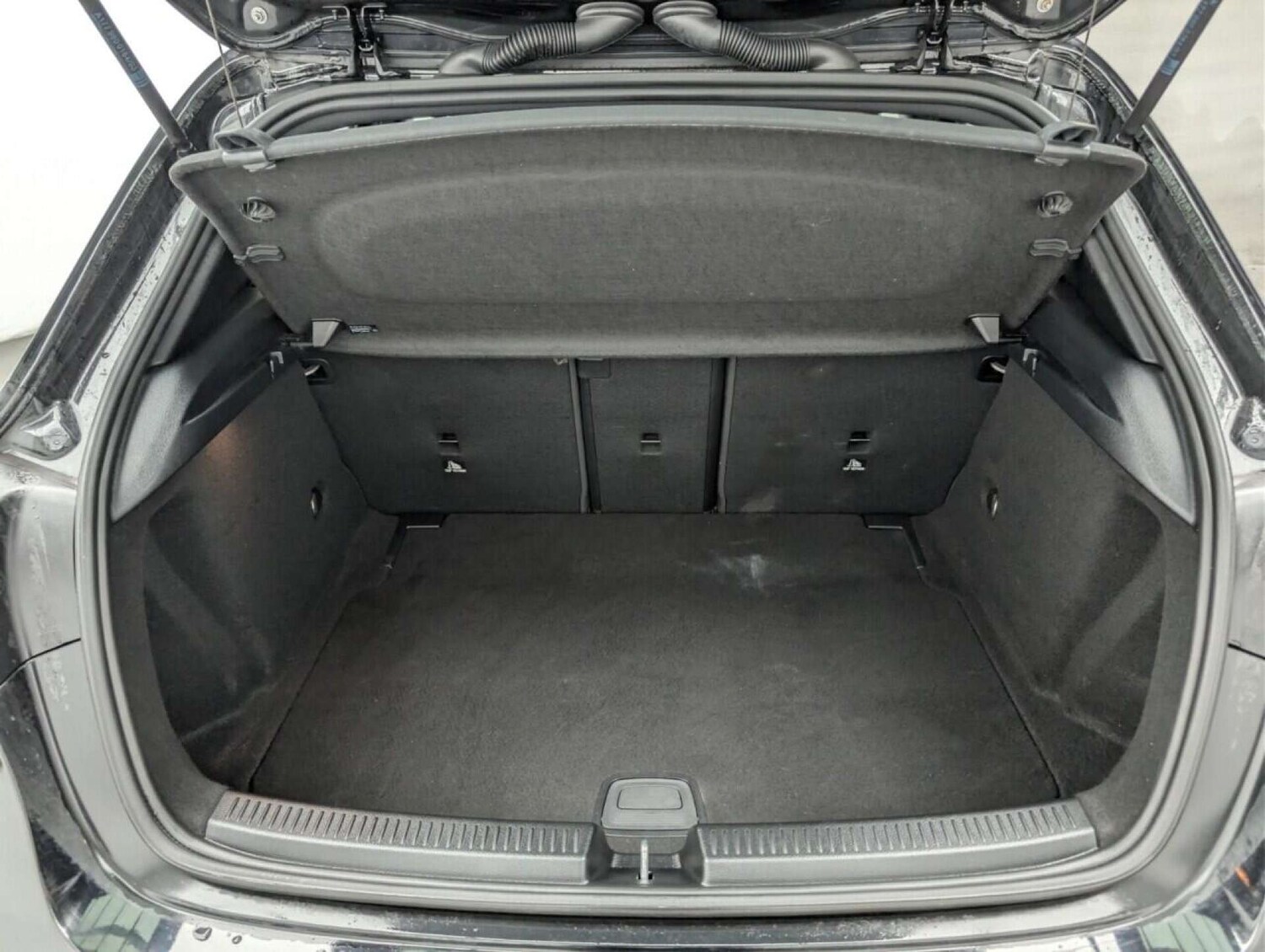 Used Mercedes-Benz A-Class 2019 for sale - 77713949: Photo 25