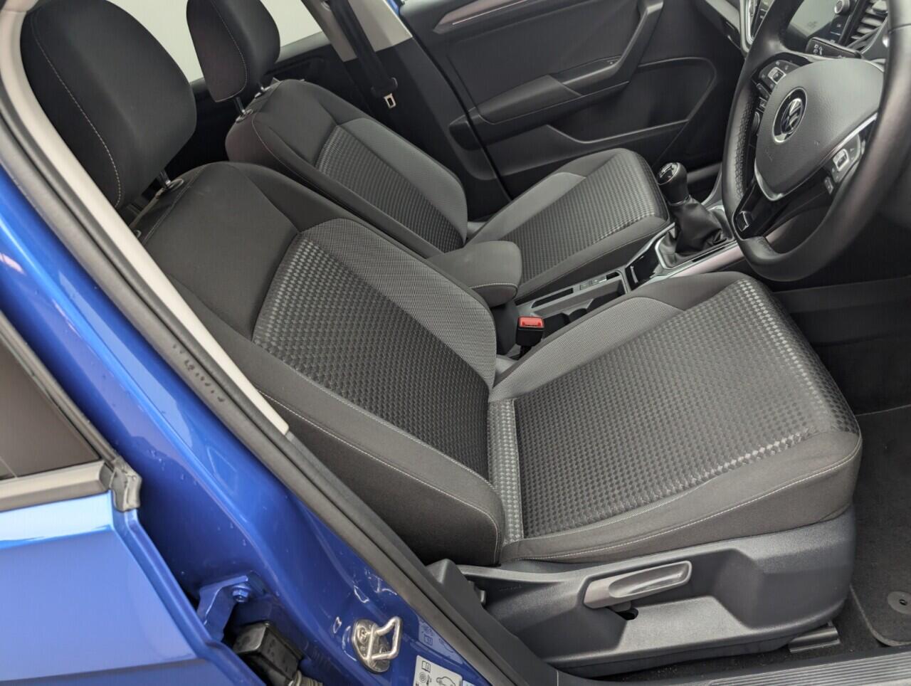 Used Volkswagen T-Roc 2021 for sale - 76425429: Photo 11