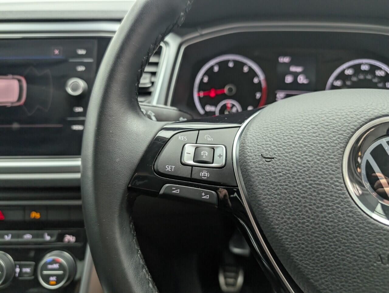 Used Volkswagen T-Roc 2021 for sale - 76425429: Photo 18