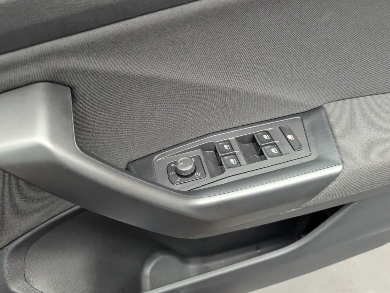 Used Volkswagen T-Roc 2021 for sale - 76425429: Photo 21