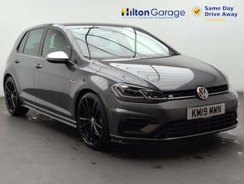 Used Volkswagen Golf 2019 for sale - 79581592: Photo