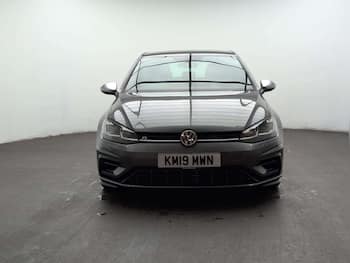 Used Volkswagen Golf 2019 for sale - 79581592: Photo