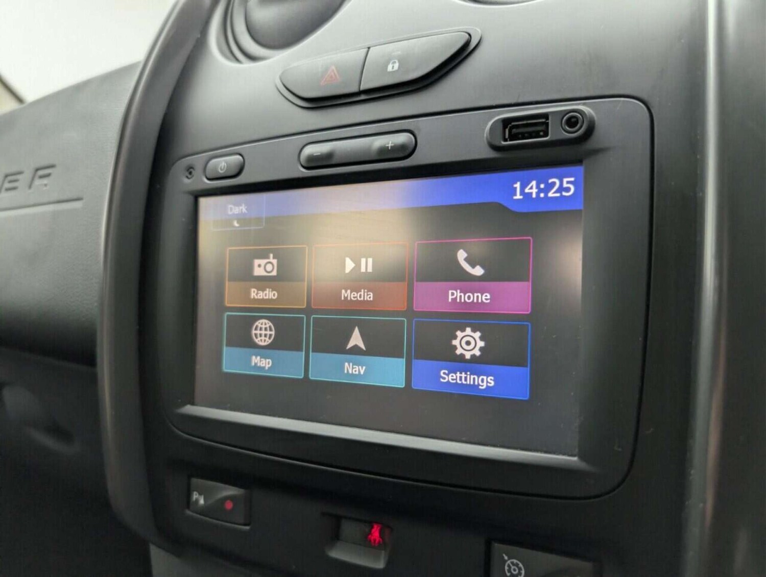 Used Dacia Duster 2016 for sale - 77713980: Photo 13