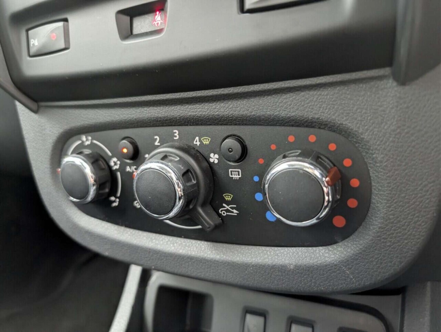 Used Dacia Duster 2016 for sale - 77713980: Photo 14