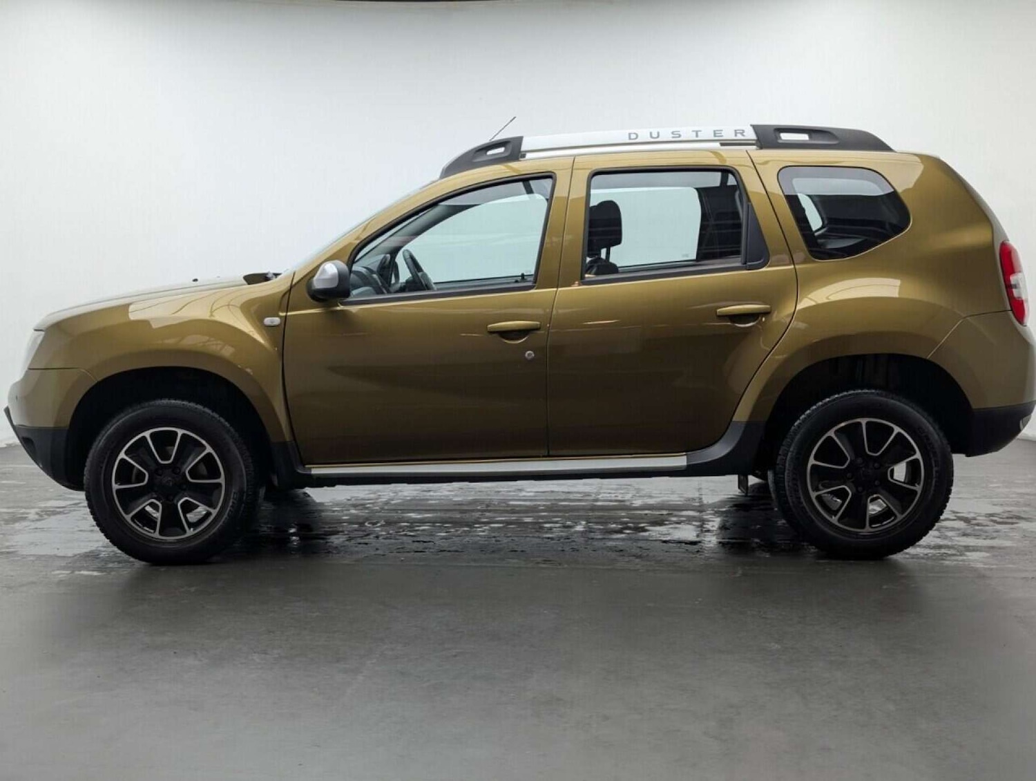 Used Dacia Duster 2016 for sale - 77713980: Photo 5