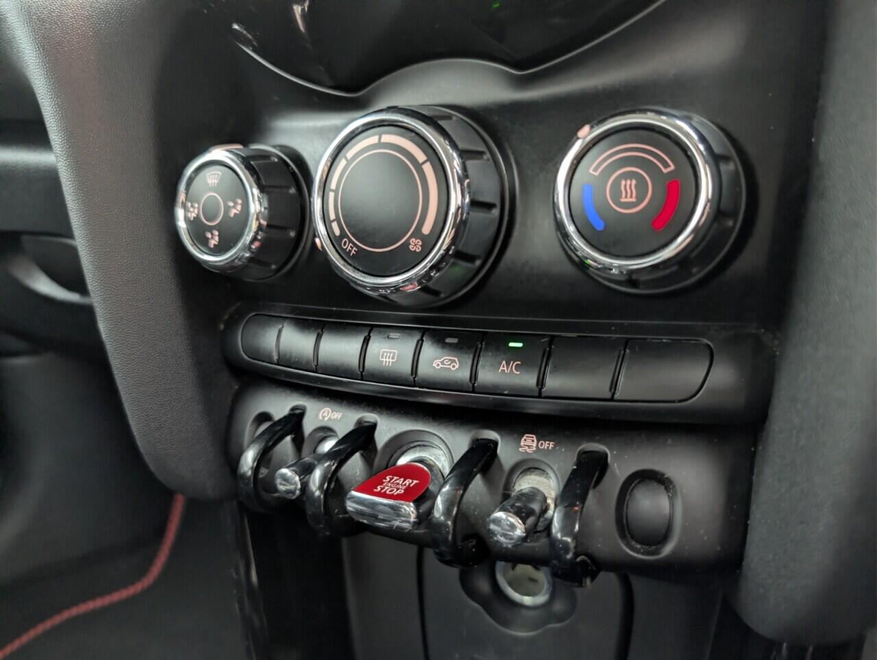 Used MINI Hatch 2018 for sale - 76607576: Photo 15