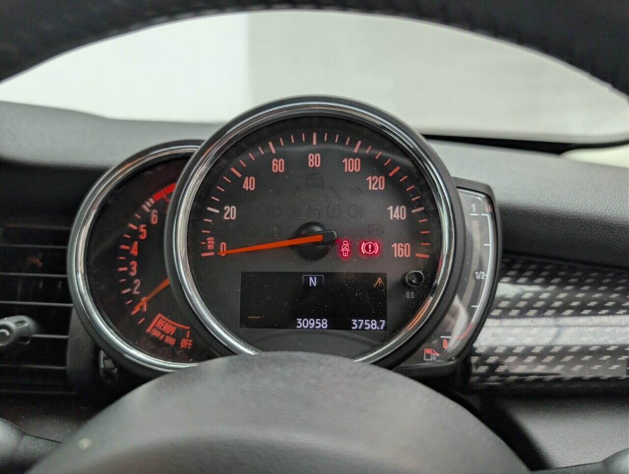 Used MINI Hatch 2018 for sale - 76607576: Photo 17