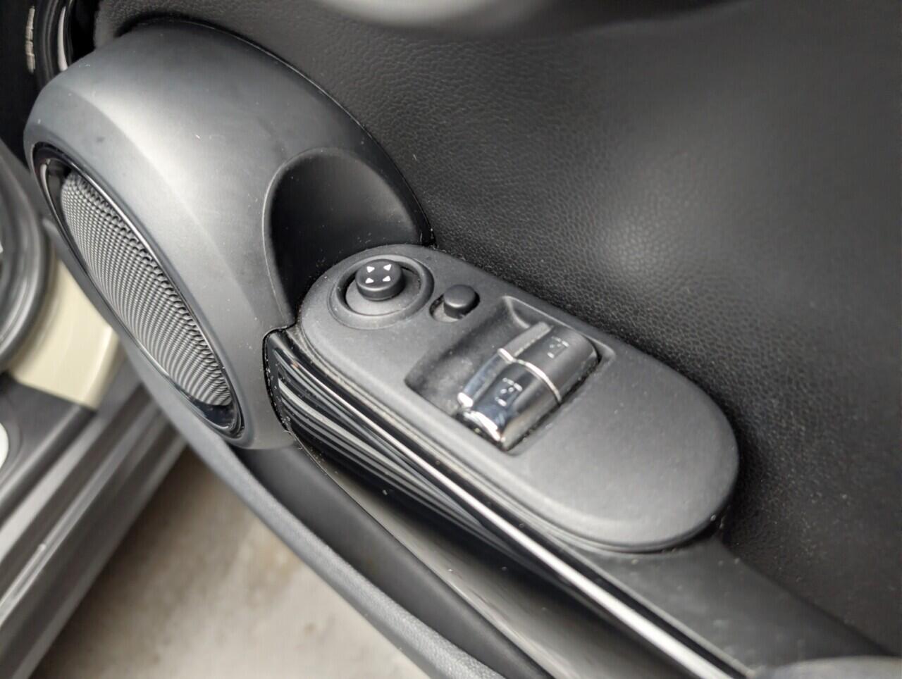 Used MINI Hatch 2018 for sale - 76607576: Photo 21