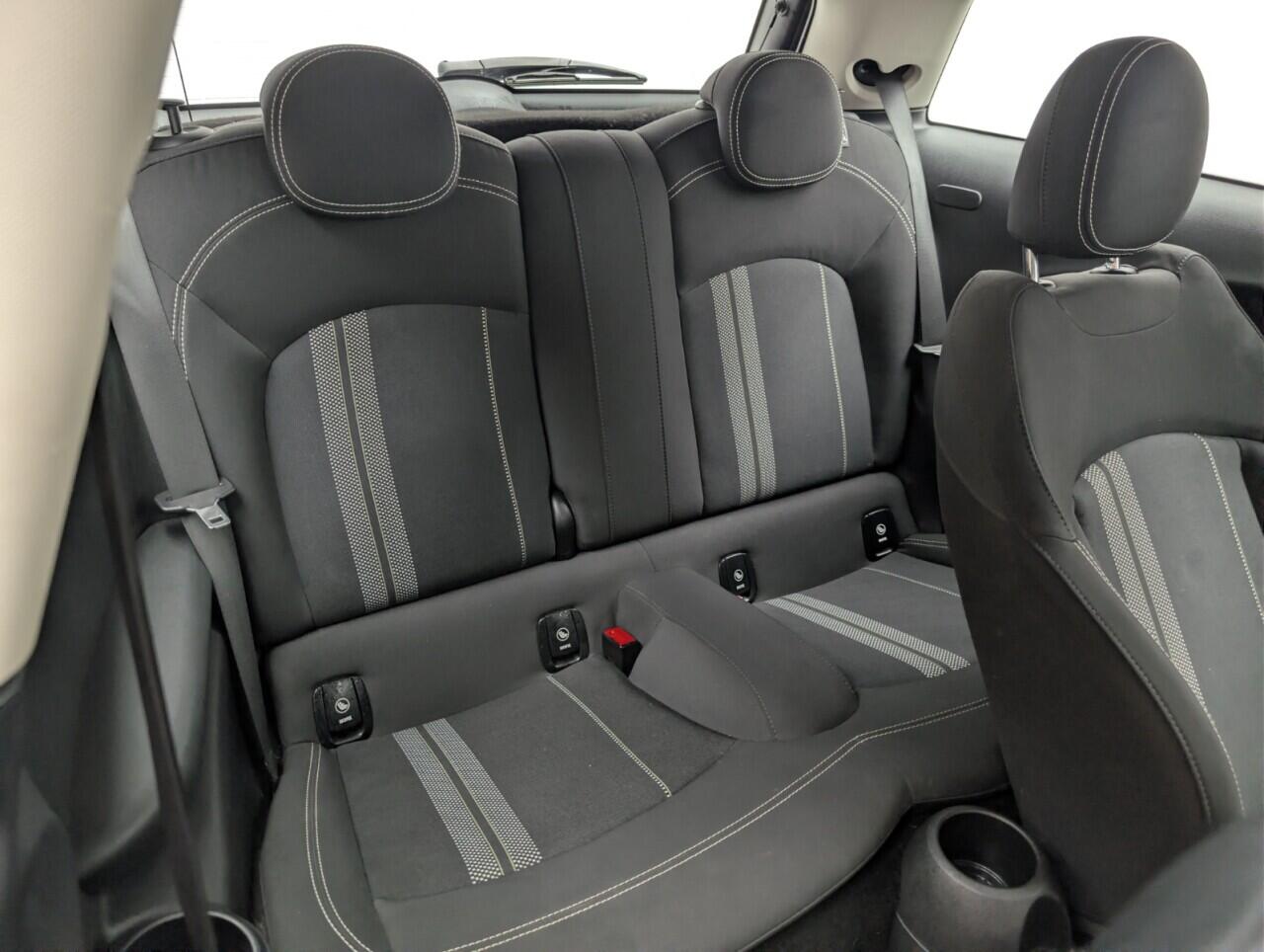 Used MINI Hatch 2018 for sale - 76607576: Photo 23