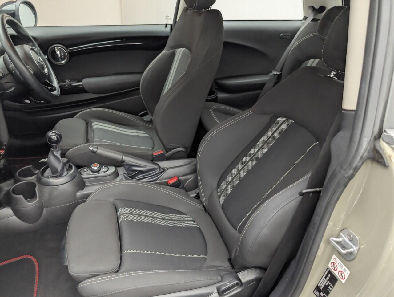 Used MINI Hatch 2018 for sale - 76607576: Photo 26