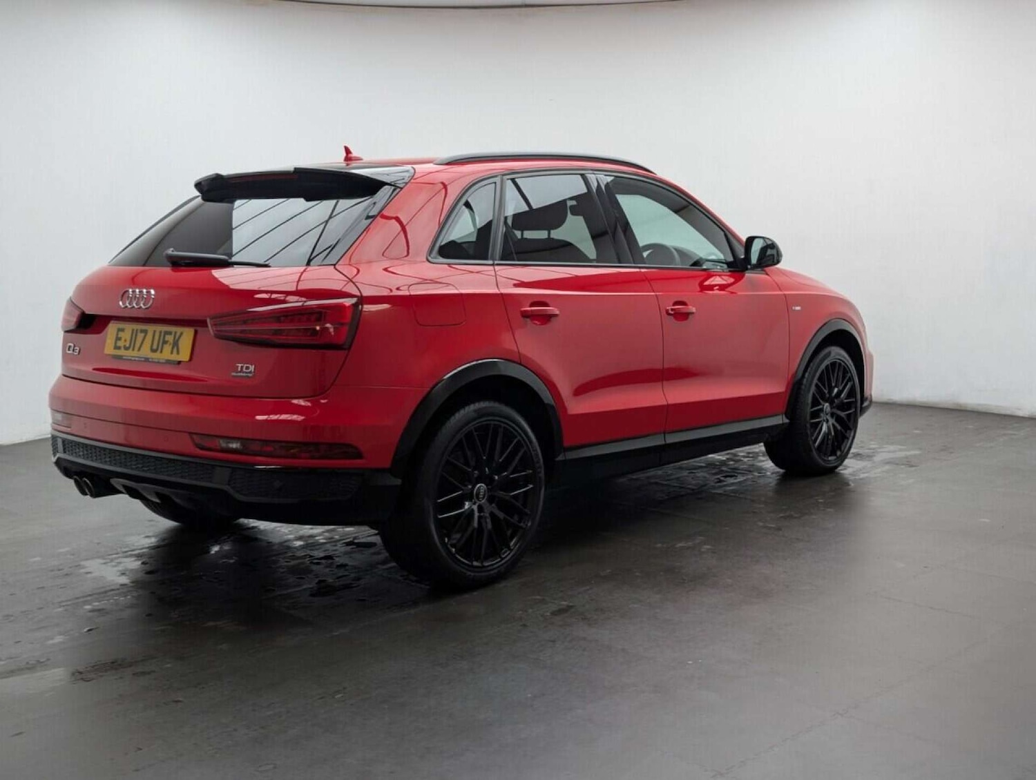 Used Audi Q3 2017 for sale - 77714733: Photo 8