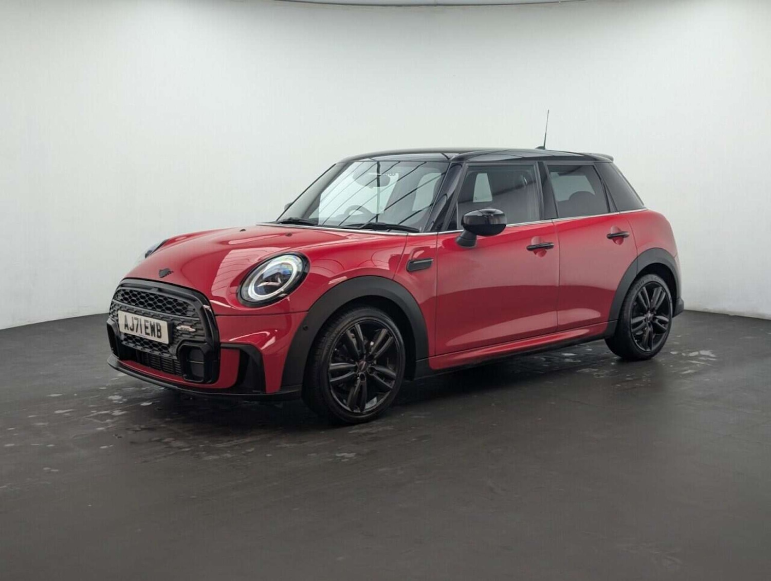Used MINI Hatch 2021 for sale - 77713840: Photo 4