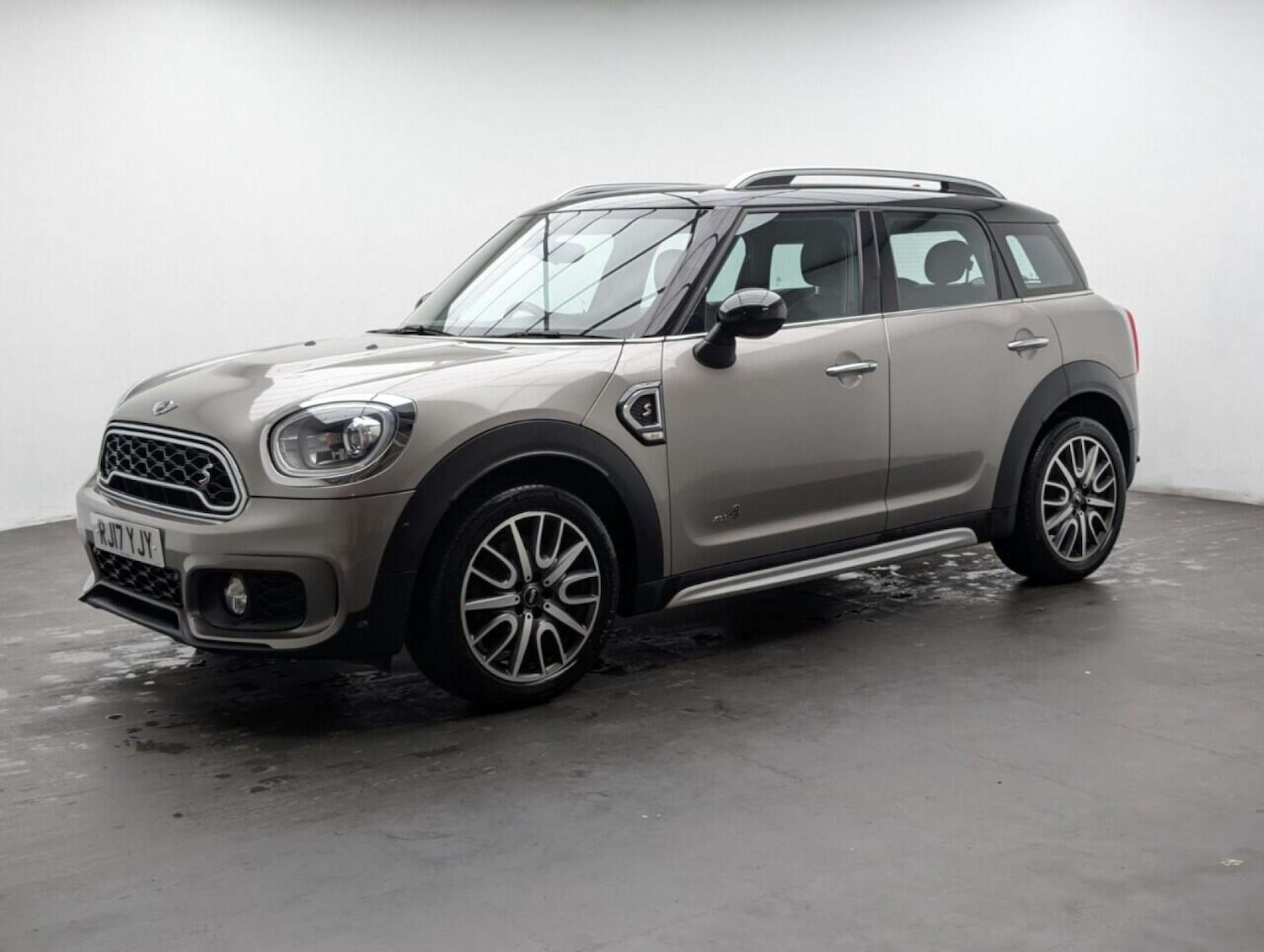 Used MINI Countryman 2017 for sale - 77713117: Photo 4