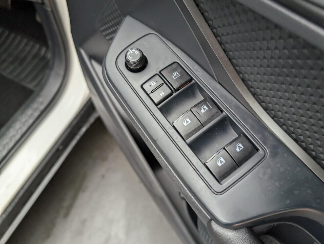 Used Toyota C-HR 2019 for sale - 77131429: Photo 21