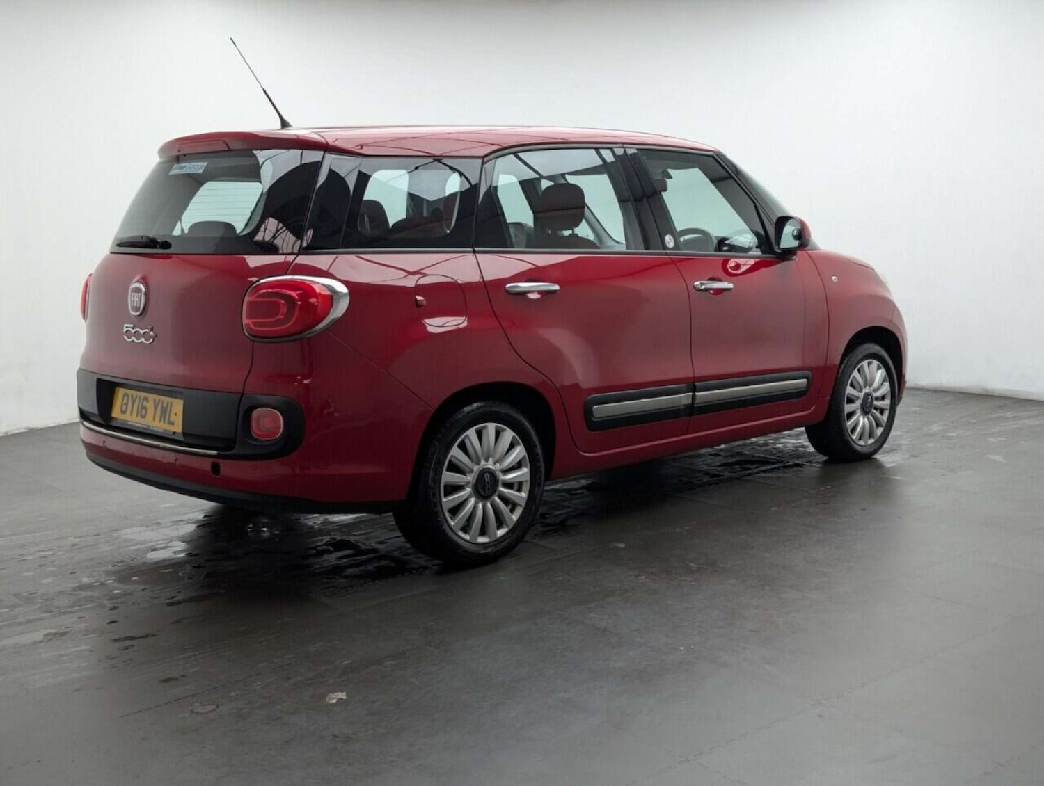 Used Fiat 500L 2016 for sale - 77714877: Photo 8