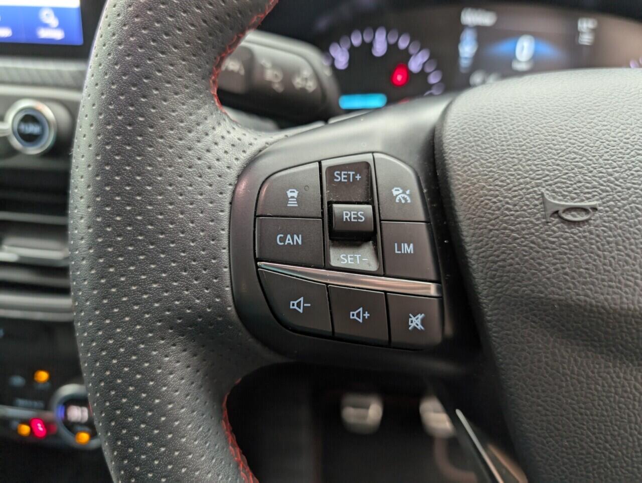 Used Ford Focus 2020 for sale - 76424094: Photo 19