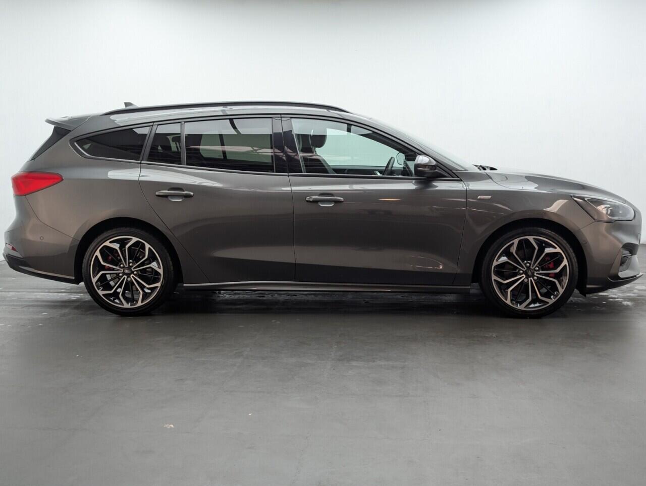 Used Ford Focus 2020 for sale - 76424094: Photo 9