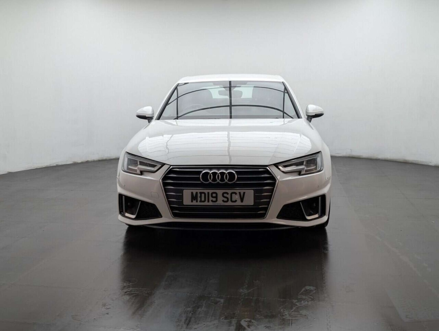 Used Audi A4 2019 for sale - 77713430: Photo 3
