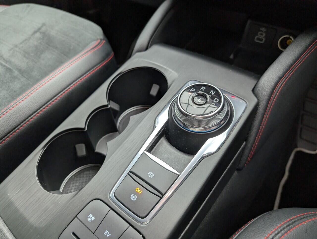 Used Ford Kuga 2023 for sale - 76975948: Photo 17