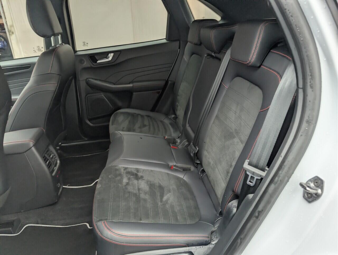 Used Ford Kuga 2023 for sale - 76975948: Photo 27