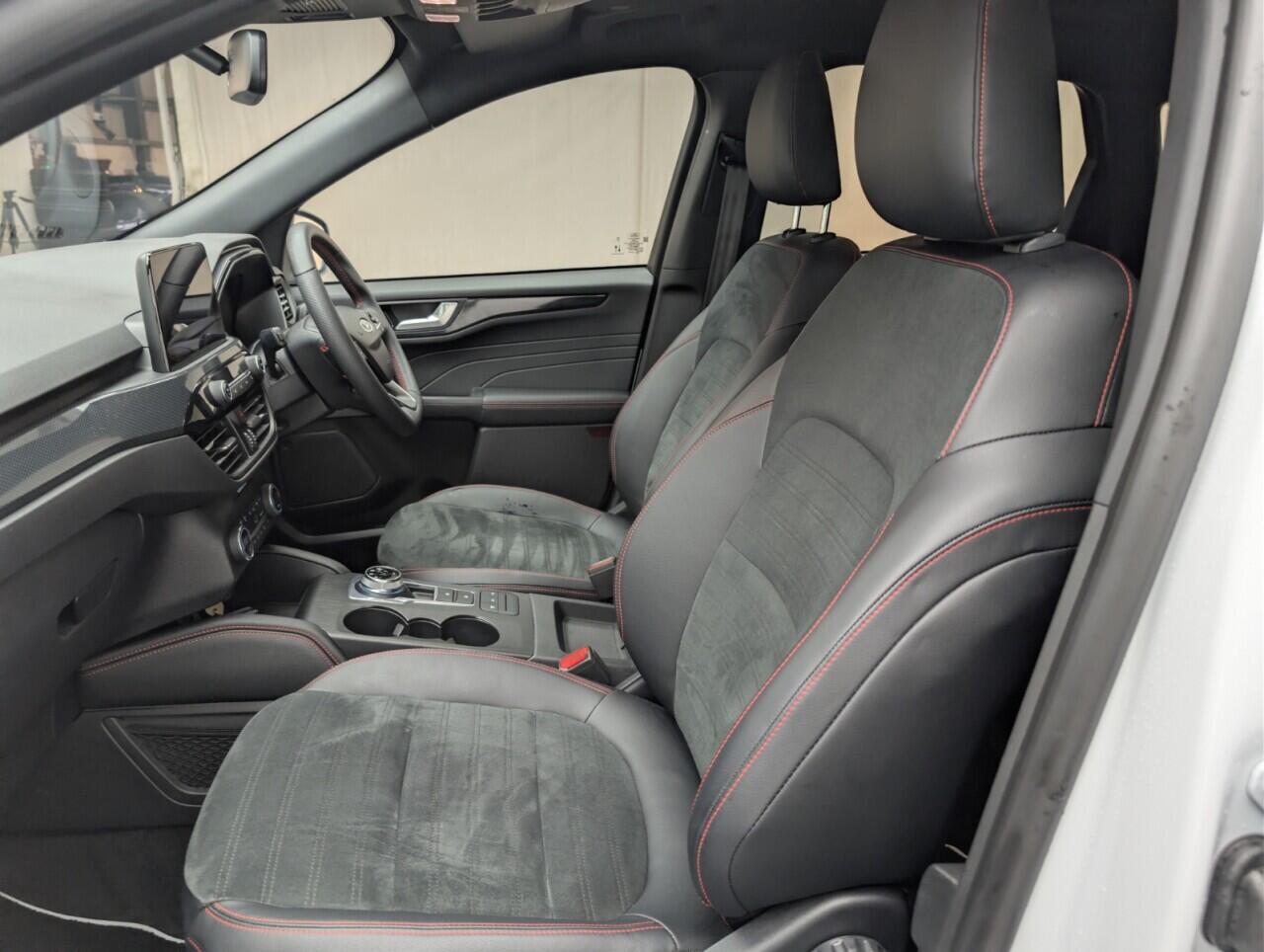 Used Ford Kuga 2023 for sale - 76975948: Photo 28