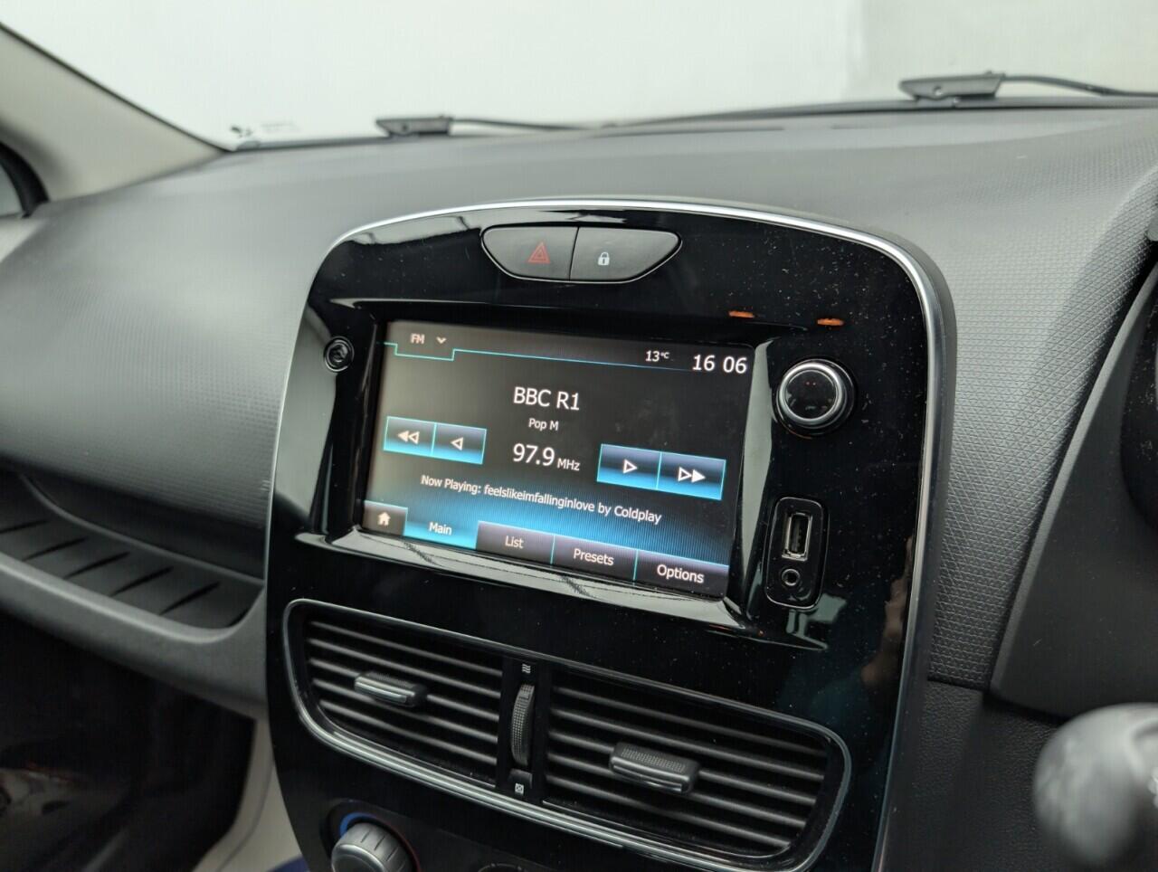 Used Renault Clio 2019 for sale - 76425805: Photo 14