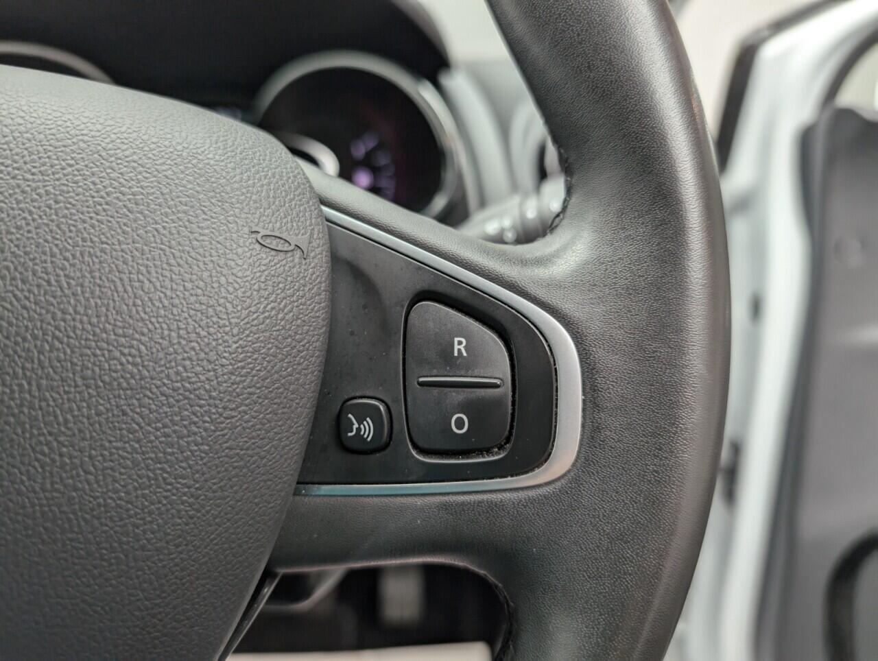 Used Renault Clio 2019 for sale - 76425805: Photo 19