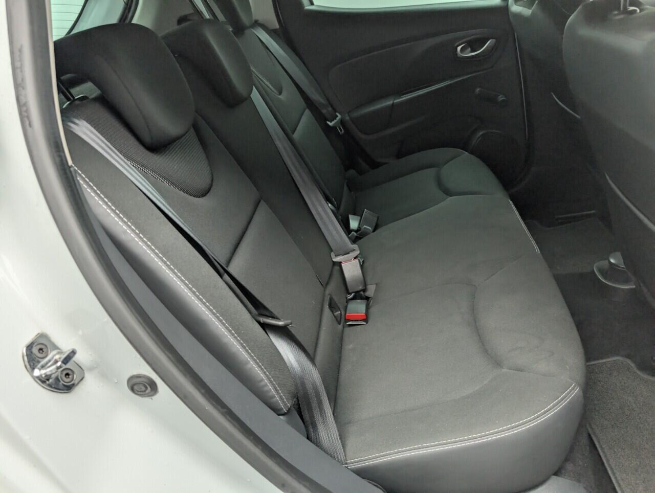 Used Renault Clio 2019 for sale - 76425805: Photo 24