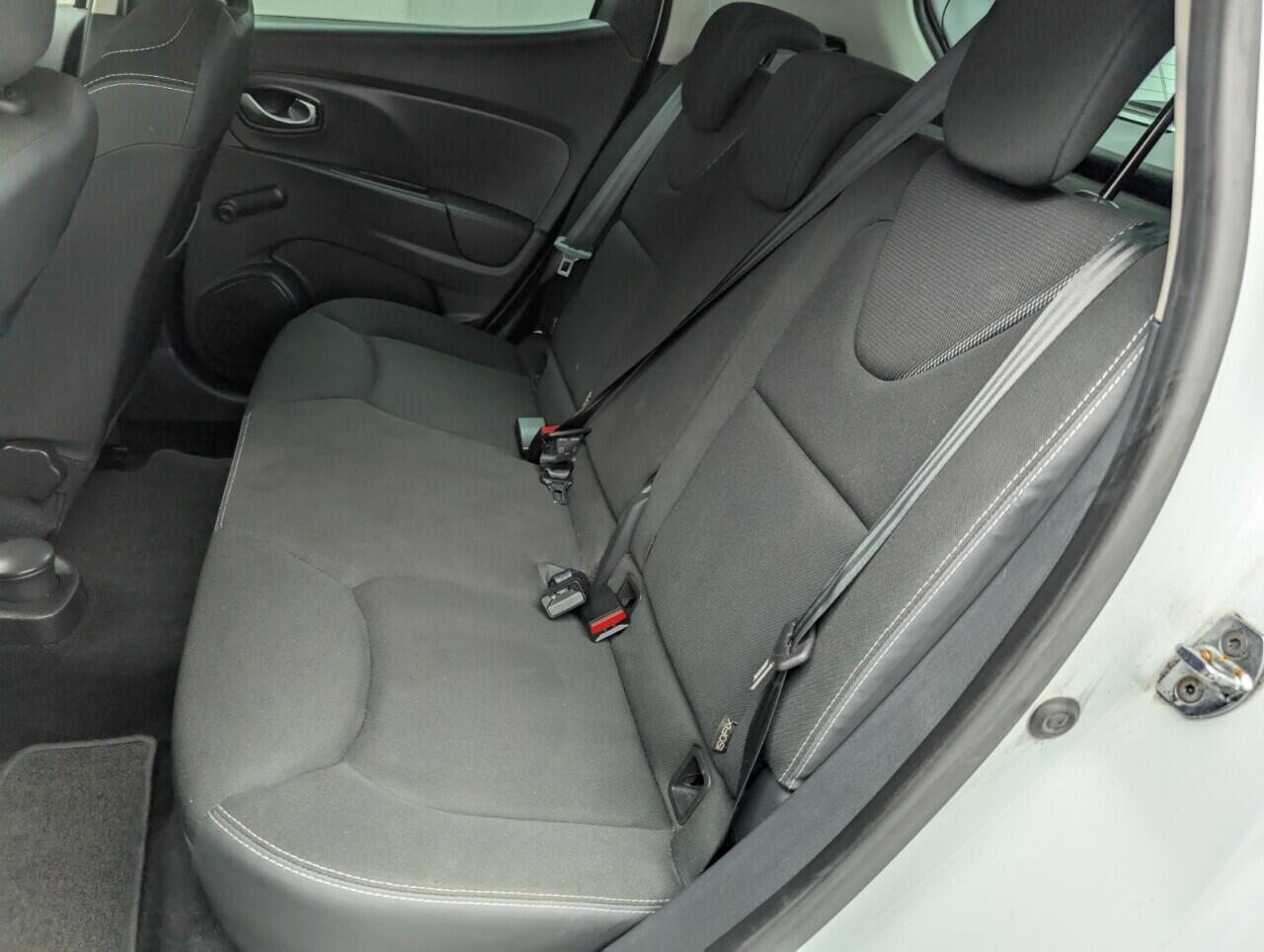 Used Renault Clio 2019 for sale - 76425805: Photo 26