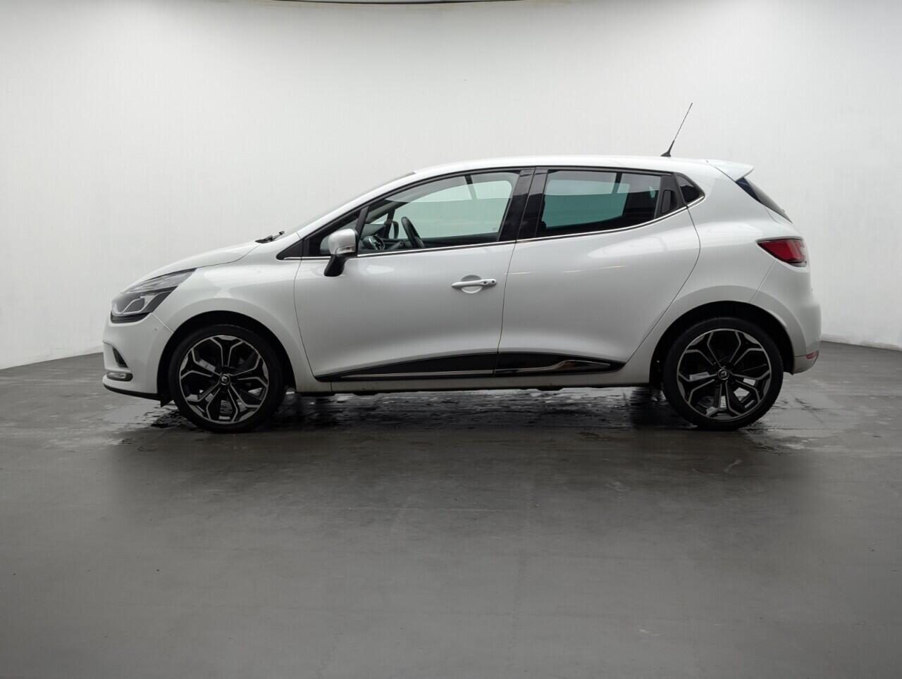 Used Renault Clio 2019 for sale - 76425805: Photo 5