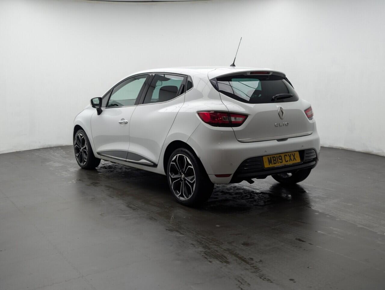 Used Renault Clio 2019 for sale - 76425805: Photo 6