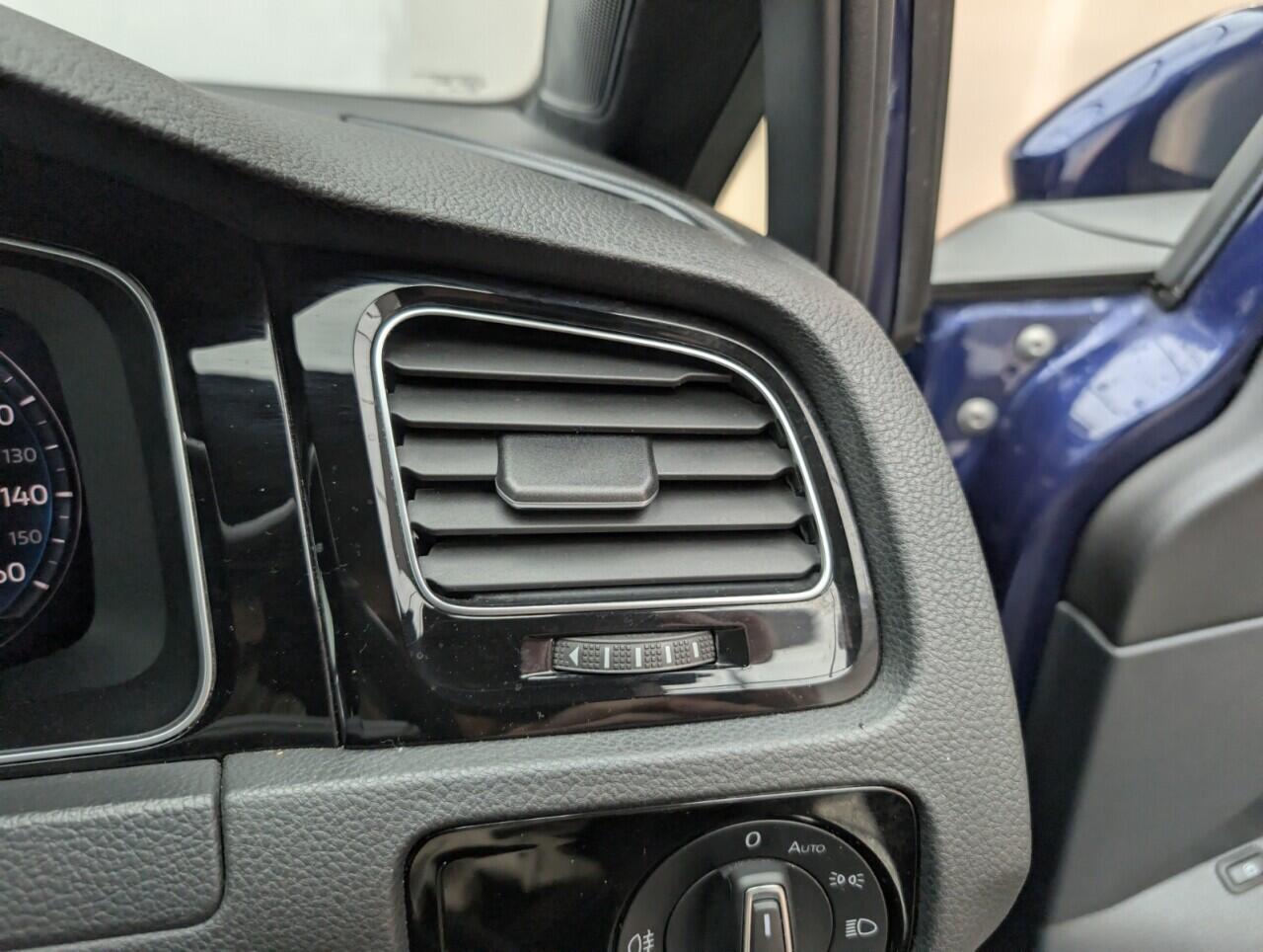 Used Volkswagen Golf 2018 for sale - 76498499: Photo 21