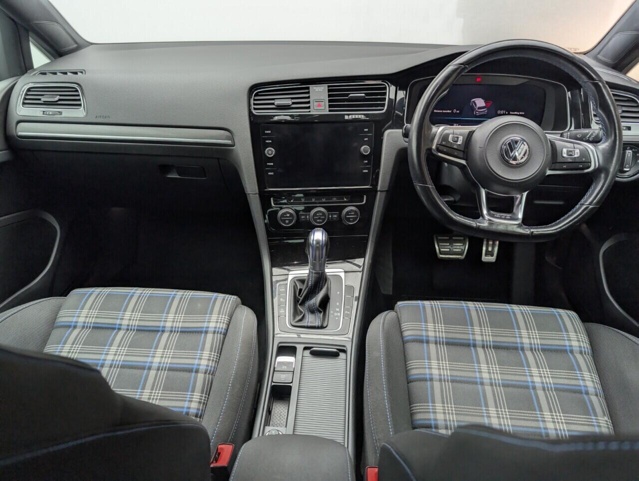 Used Volkswagen Golf 2018 for sale - 76498499: Photo 24