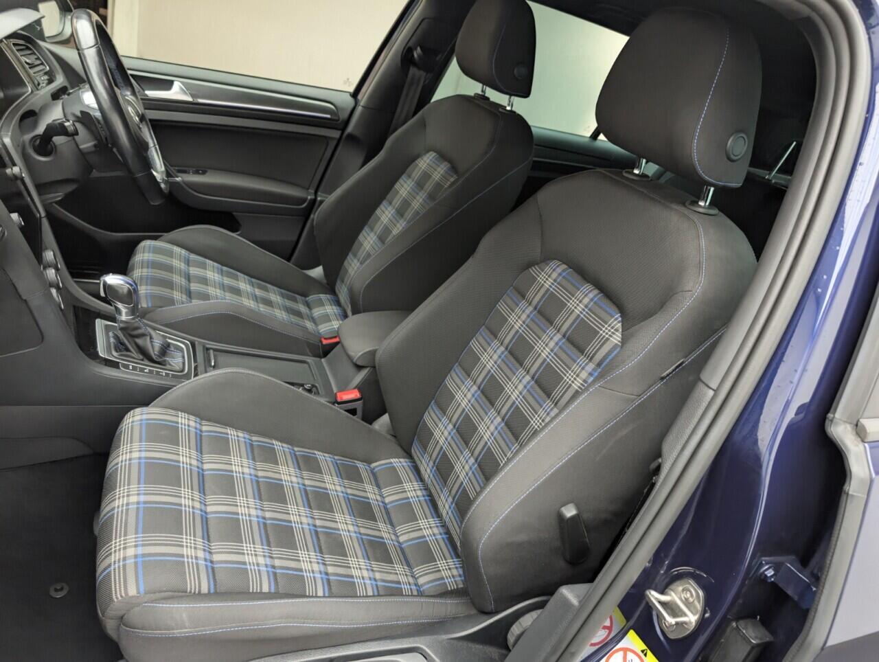 Used Volkswagen Golf 2018 for sale - 76498499: Photo 28