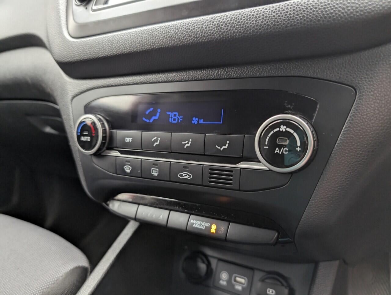 Used Hyundai i20 2018 for sale - 76424201: Photo 15