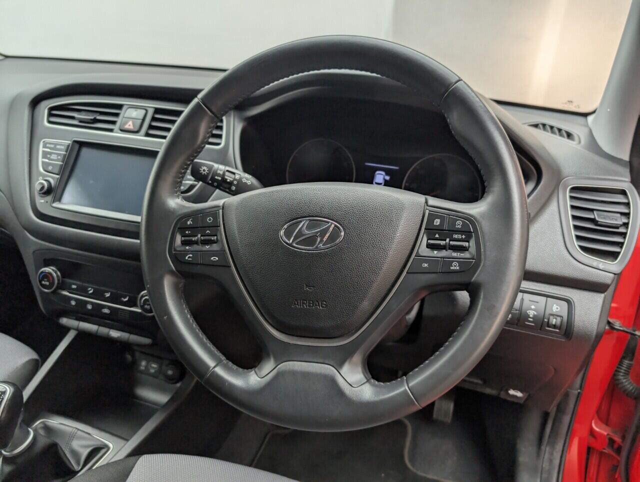 Used Hyundai i20 2018 for sale - 76424201: Photo 22