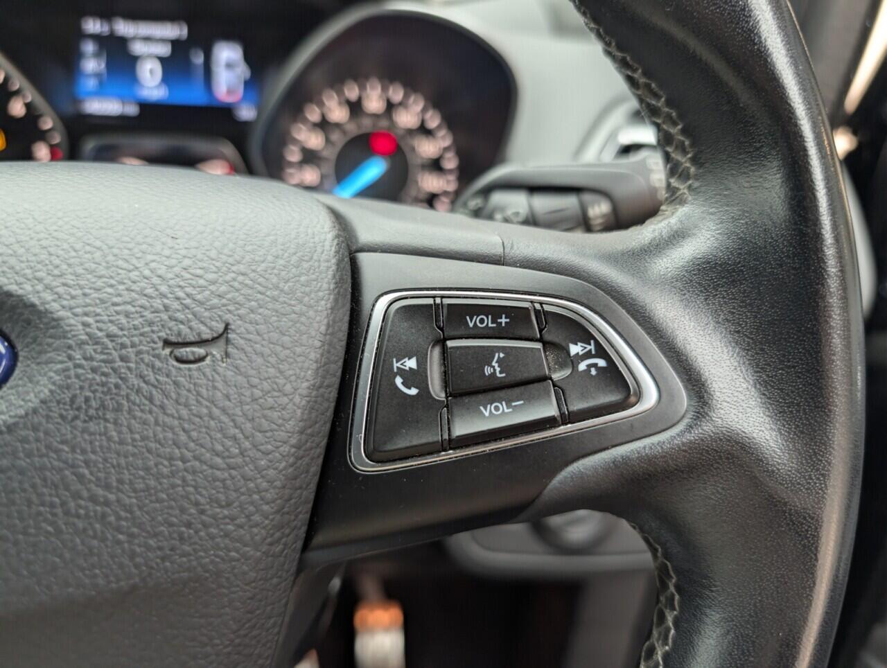 Used Ford Kuga 2017 for sale - 76425264: Photo 32