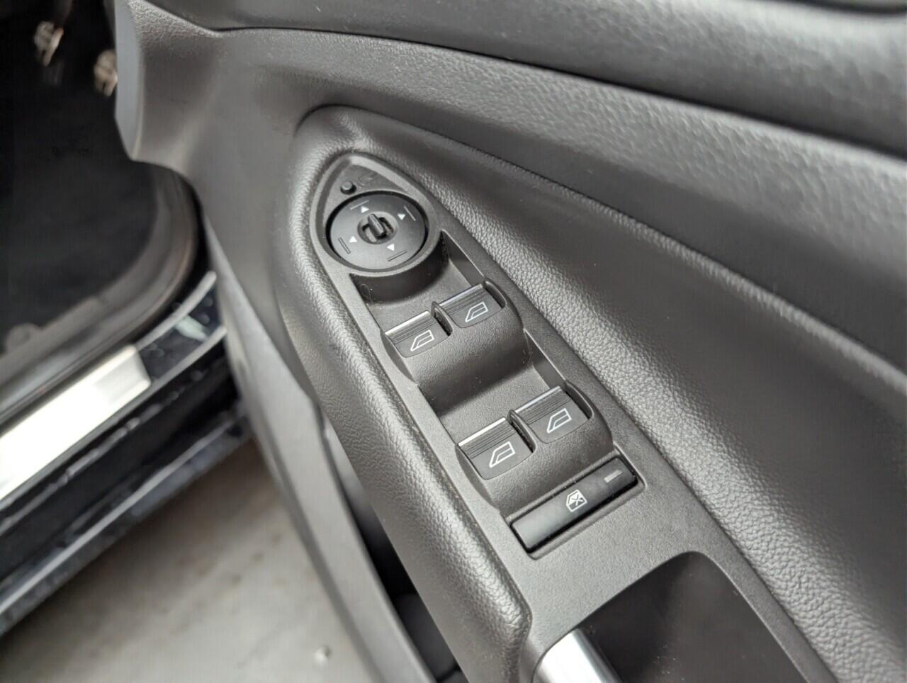 Used Ford Kuga 2017 for sale - 76425264: Photo 34