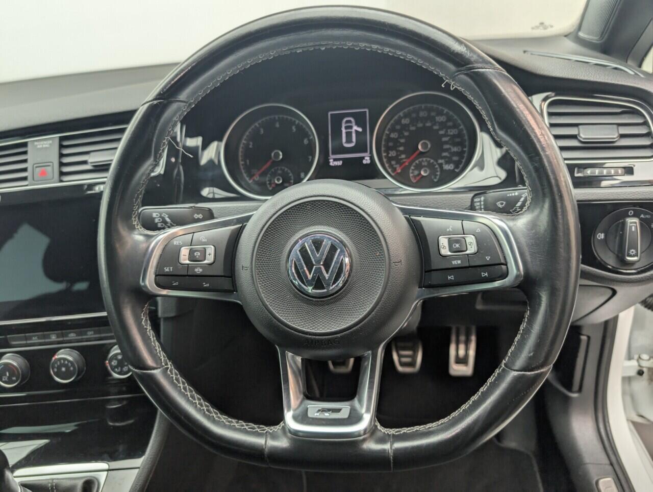 Used Volkswagen Golf 2018 for sale - 76422790: Photo 22