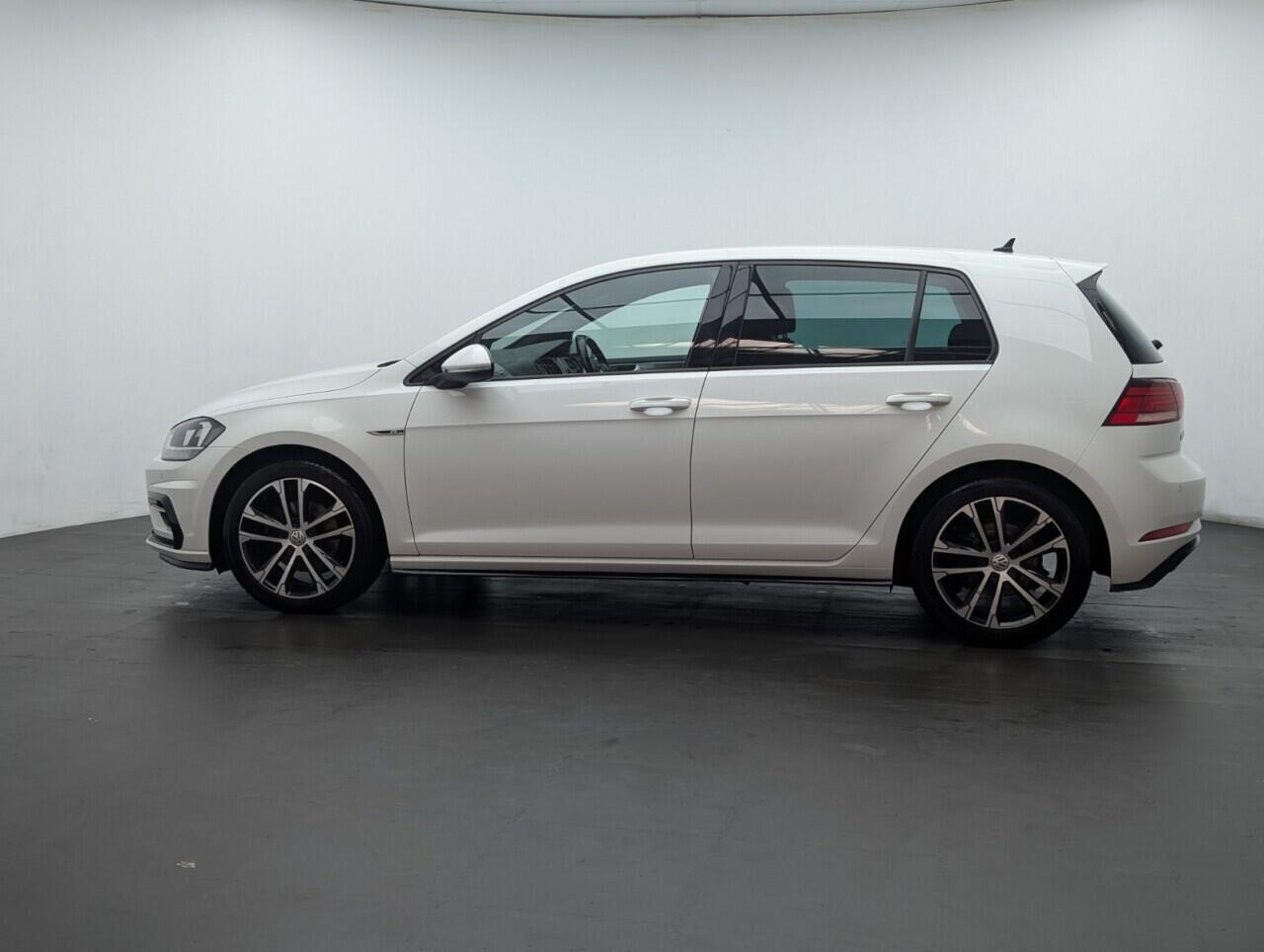 Used Volkswagen Golf 2018 for sale - 76422790: Photo 5