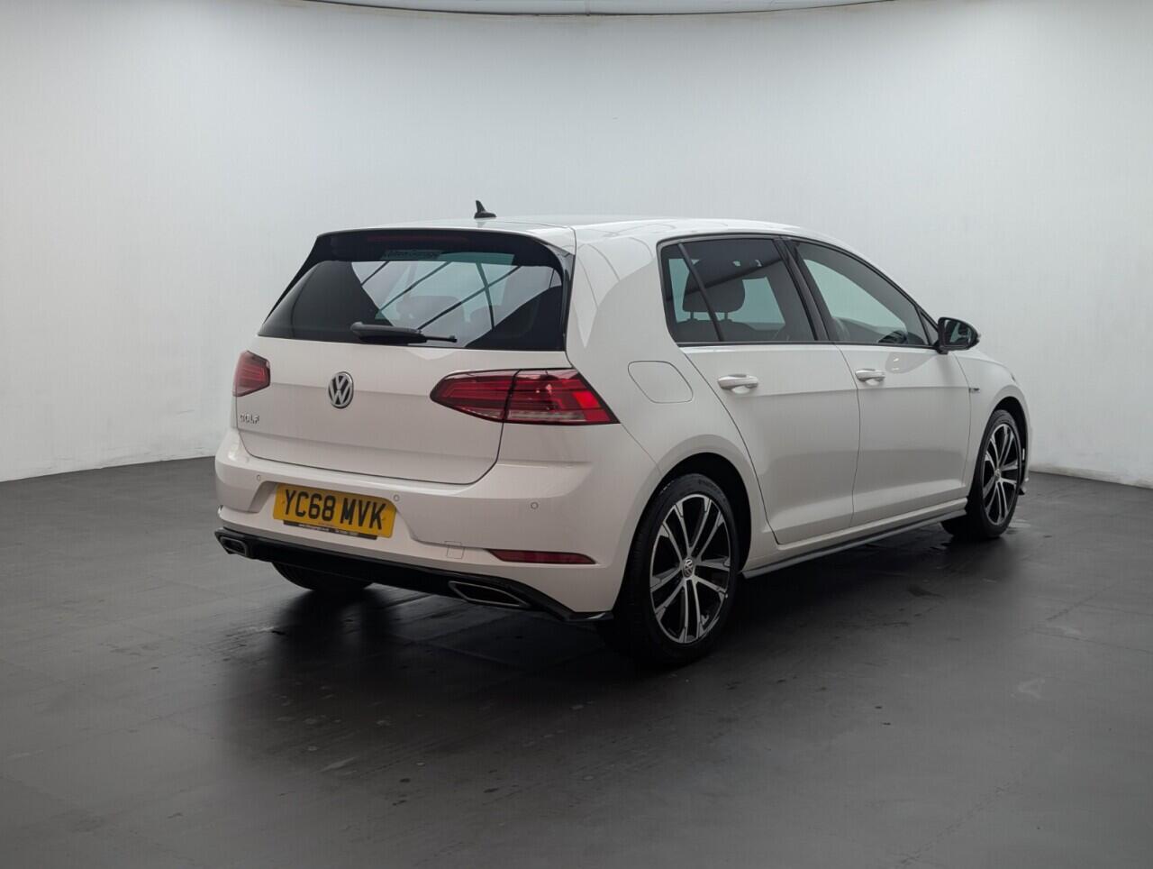 Used Volkswagen Golf 2018 for sale - 76422790: Photo 8