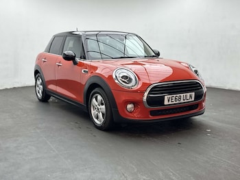Used MINI Hatch 2018 for sale - 79384455: Photo