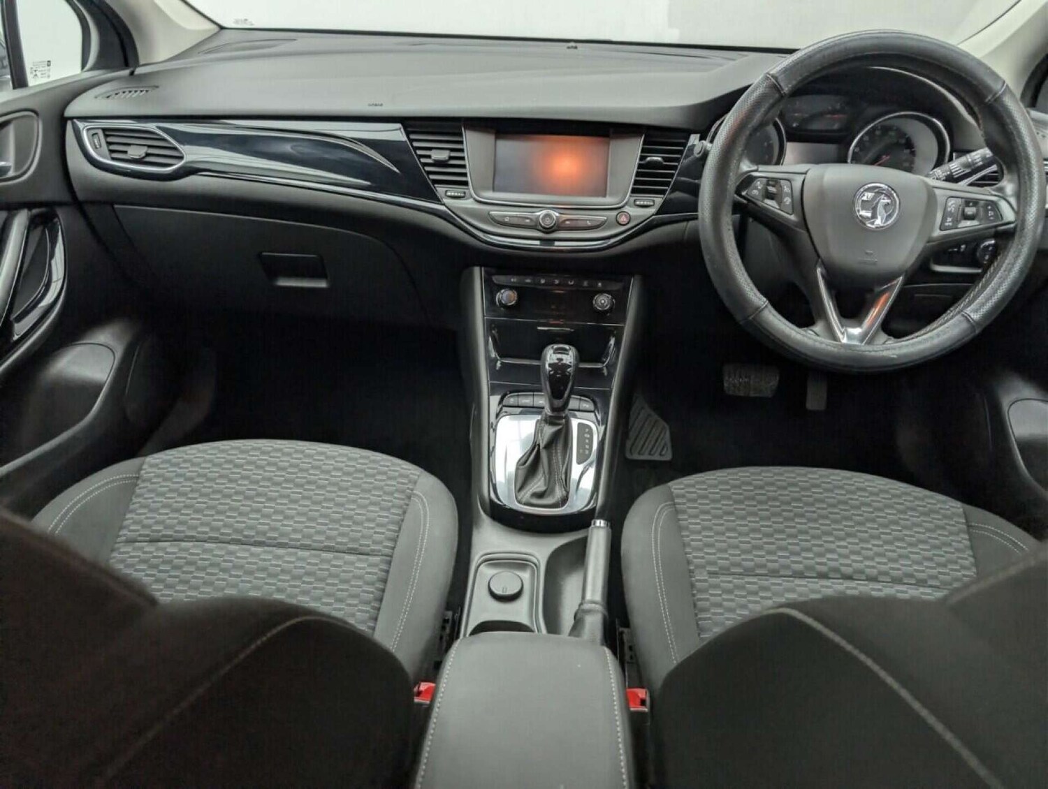 Used Vauxhall Astra 2018 for sale - 77714823: Photo 20