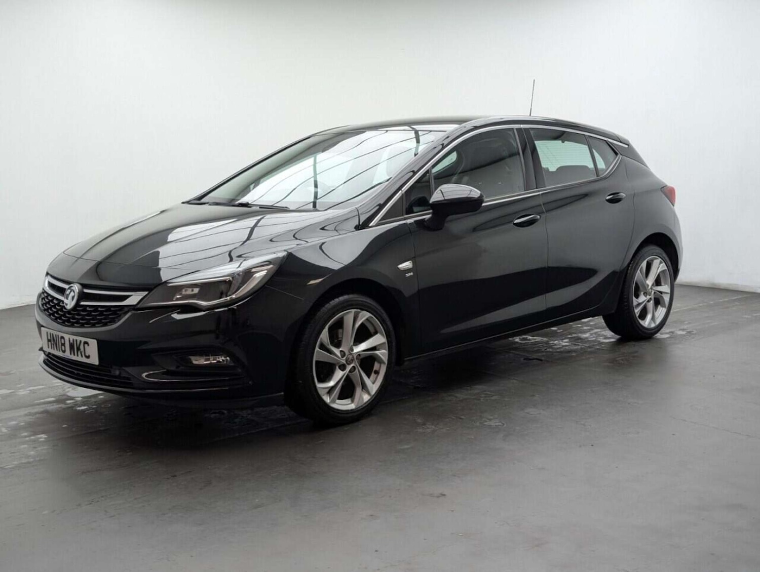 Used Vauxhall Astra 2018 for sale - 77714823: Photo 4