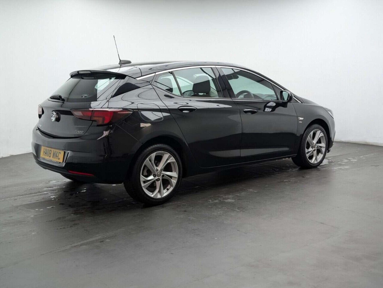 Used Vauxhall Astra 2018 for sale - 77714823: Photo 8