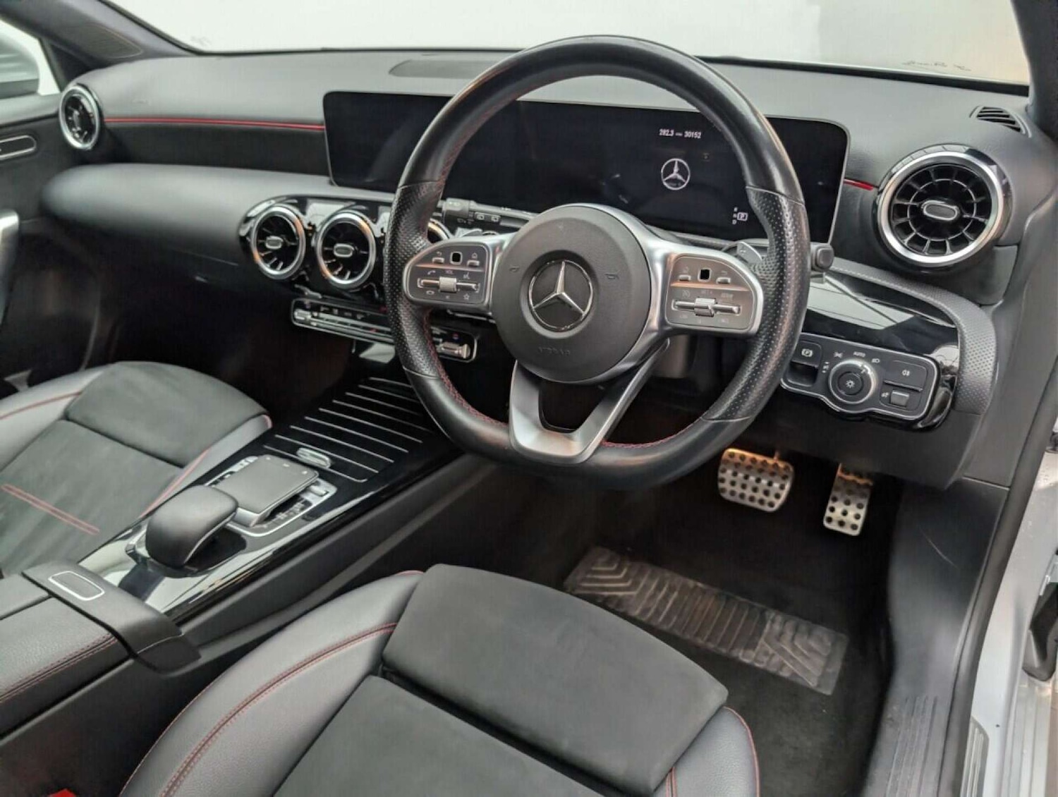 Used Mercedes-Benz A-Class 2020 for sale - 77713535: Photo 11