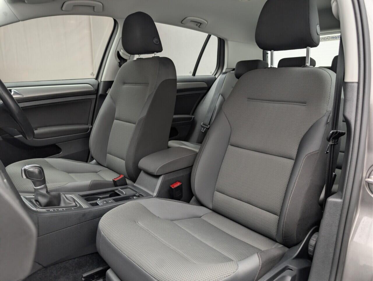 Used Volkswagen Golf 2016 for sale - 76832837: Photo 27